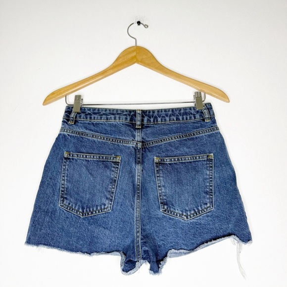 ASOS Denim High Rise Daisy Embroidered Cutoff Shorts – Size US 6 - Picture 2 of 6